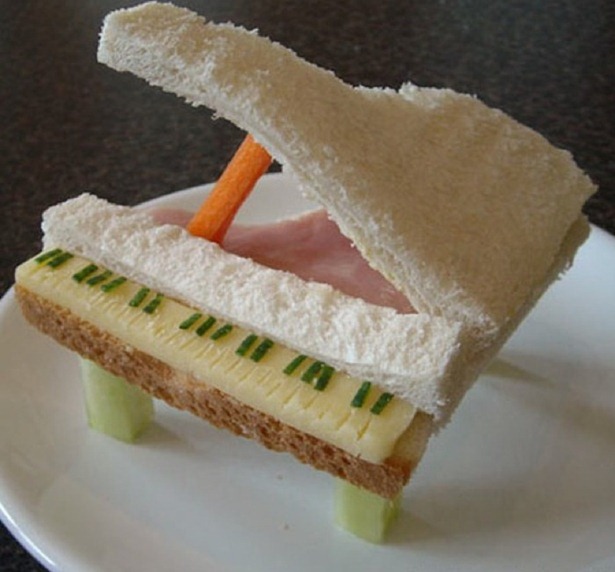 Creative Sandwich Art Amusing